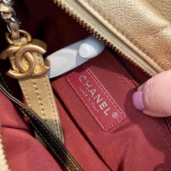 💓Sold💓Chanel Small Gabrielle Gold Ombré - Picture 12 of 16